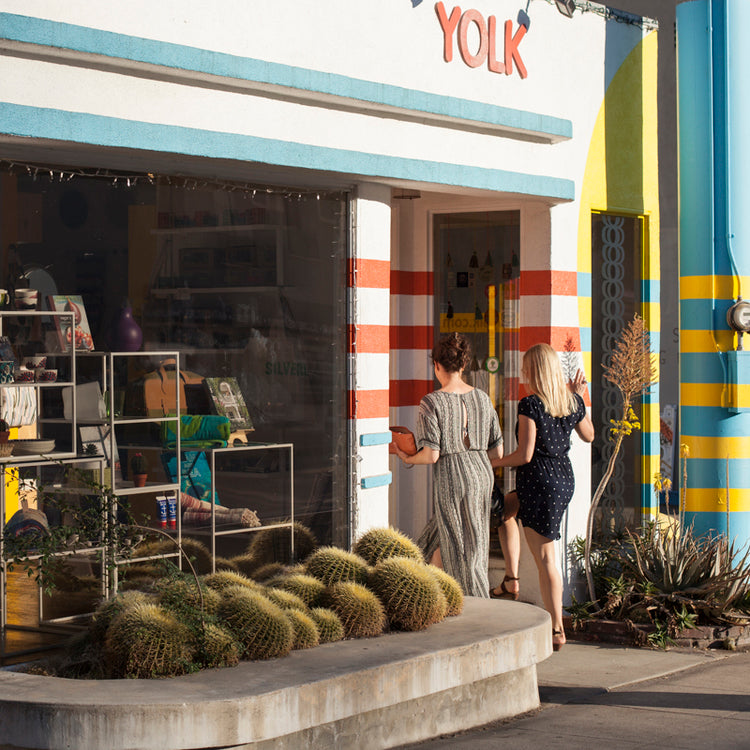 Production Pause: Silver Lake Boulevard, Los Angeles