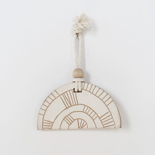 Totem Hanging - Half-Circle