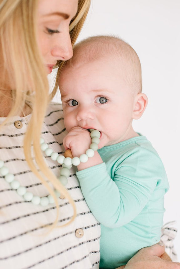 Wood + Silicone Necklace - Mint Sage