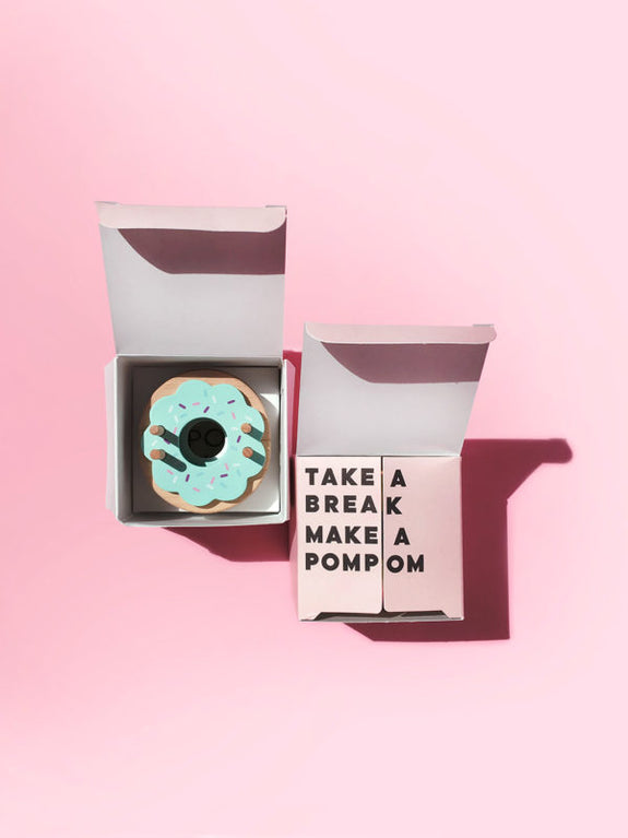Donut Pom Maker - Blue Frost